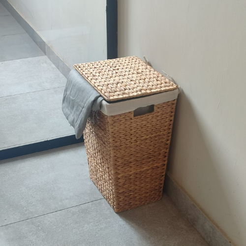 Stylish Seagrass Laundry Basket – A Perfect Blend of Elegance & Functionality